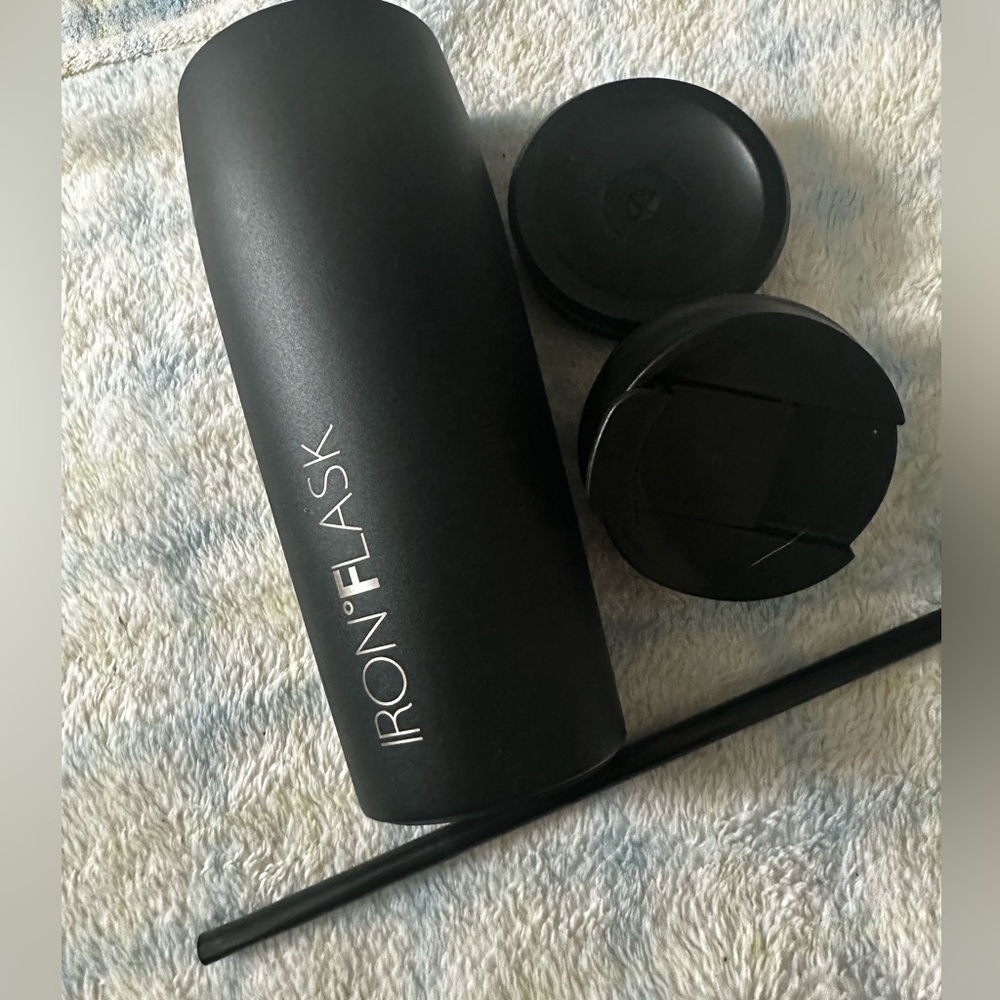 Iron Flask with two lids